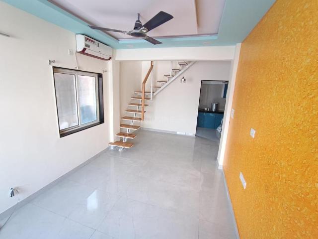 1 BHK Apartment in Karve Nagar for rent Pune. The reference number is 18764255