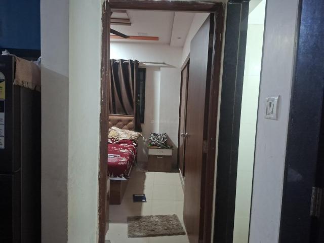 1 BHK Apartment in Kasarvadavali for rent Thane. The reference number is 15620195