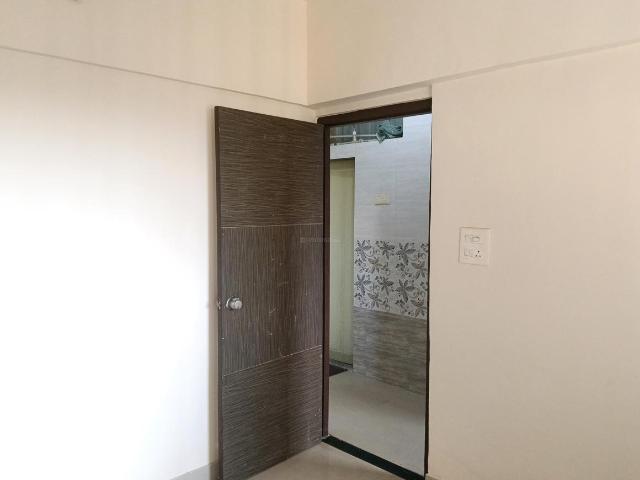 1 BHK Apartment in Kasarvadavali for rent Thane. The reference number is 18112814