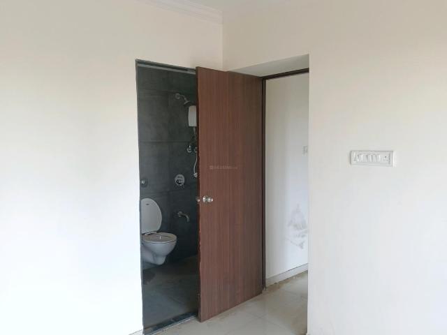 1 BHK Apartment in Kasarvadavali for rent Thane. The reference number is 18333819