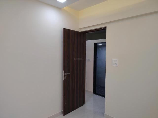 1 BHK Apartment in Kasarvadavali for rent Thane. The reference number is 18712188