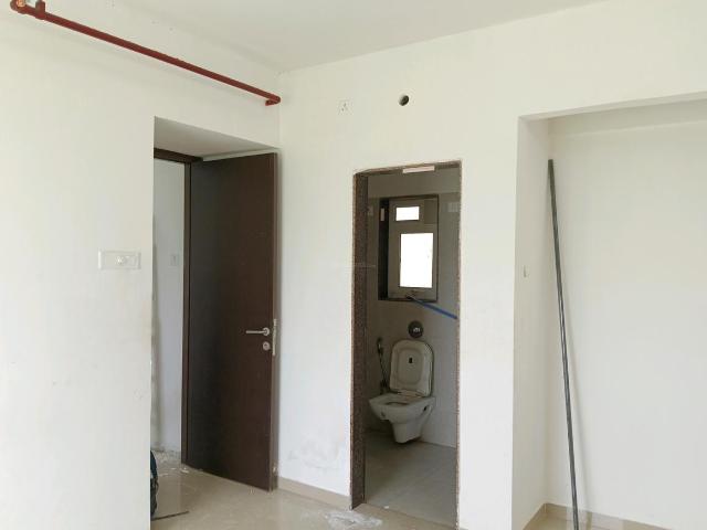 1 BHK Apartment in Kasarvadavali for rent Thane. The reference number is 19165762