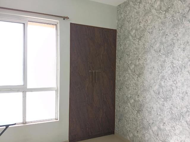 1 BHK Apartment in Kasarvadavali for rent Thane. The reference number is 19331186