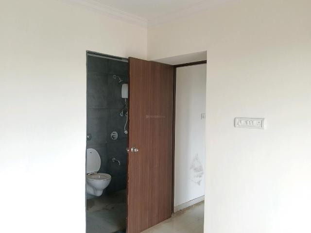 1 BHK Apartment in Kasarvadavali for rent Thane. The reference number is 19477253