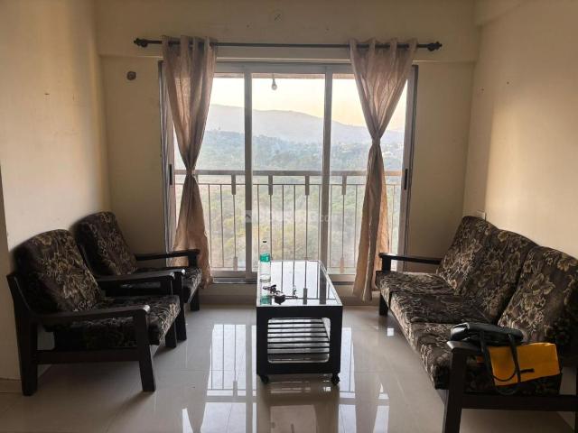1 BHK Apartment in Kasarvadavali for rent Thane. The reference number is 19690760
