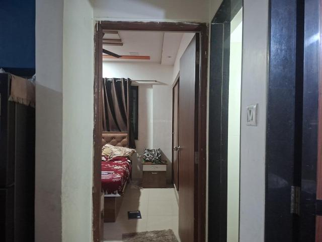 1 BHK Apartment in Kasarvadavali for rent Thane. The reference number is 20000390