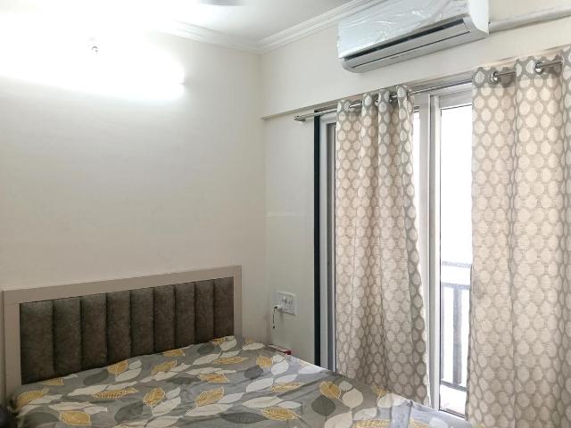 1 BHK Apartment in Kasarvadavali for rent Thane. The reference number is 20224395