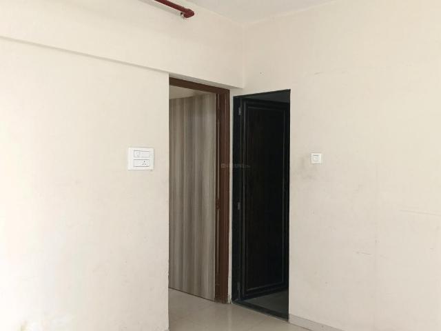 1 BHK Apartment in Kasarvadavali for rent Thane. The reference number is 20660298