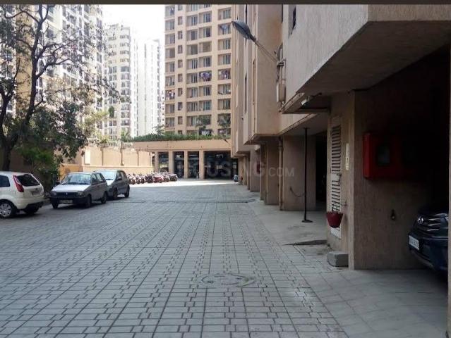 1 BHK Apartment in Kasarvadavali for rent Thane. The reference number is 20778444