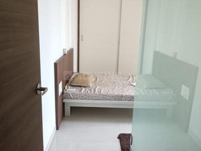 1 BHK Apartment in Kasarvadavali for rent Thane. The reference number is 20868355