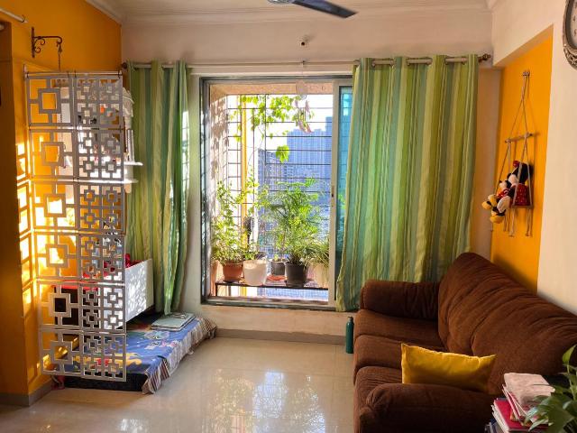 1 BHK Apartment in Kasarvadavali for rent Thane. The reference number is 20885043