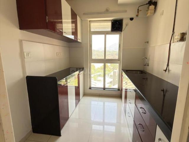 1 BHK Apartment in Kasarvadavali for rent Thane. The reference number is 20885020