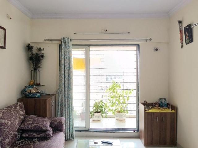 1 BHK Apartment in Kasarvadavali for rent Thane. The reference number is 20994336