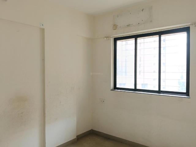 1 BHK Apartment in Kasarvadavali for rent Thane. The reference number is 21035122