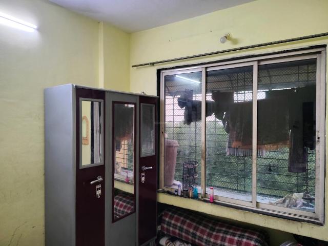 1 BHK Apartment in Kasarvadavali for rent Thane. The reference number is 21342773