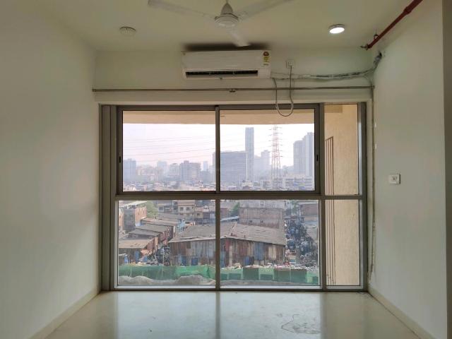 1 BHK Apartment in Kasarvadavali for resale Thane. The reference number is 16369177