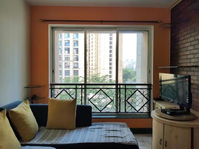 1 BHK Apartment in Kasarvadavali for resale Thane. The reference number is 19570637
