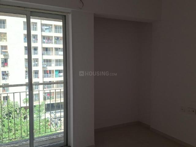 1 BHK Apartment in Kasarvadavali for resale Thane. The reference number is 19947375