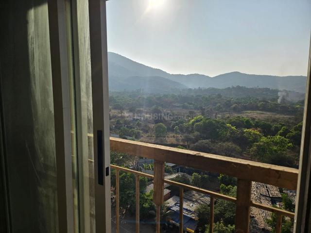 1 BHK Apartment in Kasarvadavali for resale Thane. The reference number is 20192252