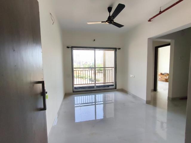 1 BHK Apartment in Kasarvadavali for resale Thane. The reference number is 20711474