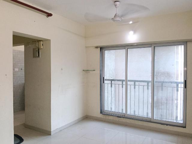 1 BHK Apartment in Kasarvadavali for resale Thane. The reference number is 21086424