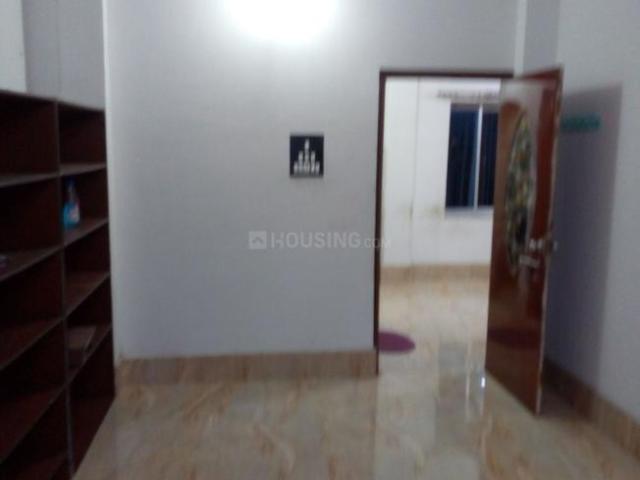 1 BHK Apartment in Keshtopur for rent Kolkata. The reference number is 15313472