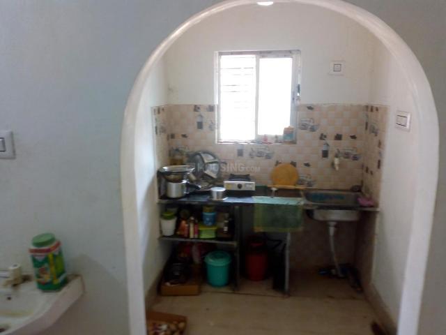 1 BHK Apartment in Keshtopur for rent Kolkata. The reference number is 16000905