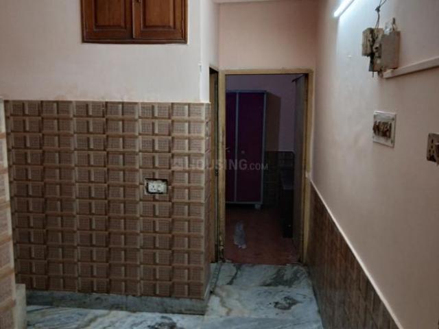 1 BHK Apartment in Keshtopur for rent Kolkata. The reference number is 18033835