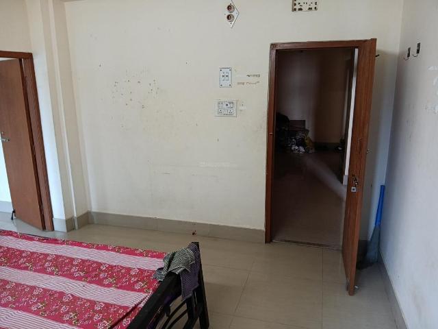 1 BHK Apartment in Keshtopur for rent Kolkata. The reference number is 19924382
