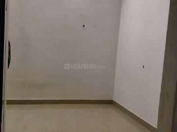 1 BHK Apartment in Keshtopur for rent Kolkata. The reference number is 19935275