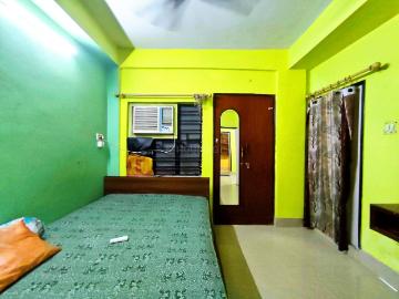 1 BHK Apartment in Keshtopur for rent Kolkata. The reference number is 19365486