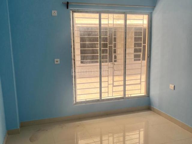 1 BHK Apartment in Keshtopur for rent Kolkata. The reference number is 20138805