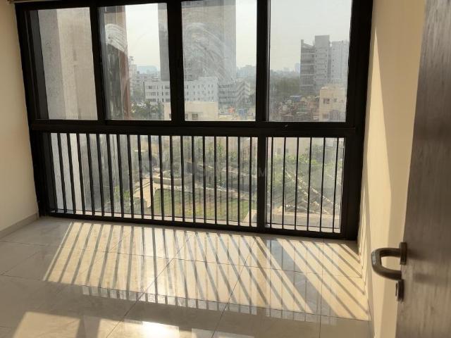 1 BHK Apartment in Kharadi for rent Pune. The reference number is 16715672