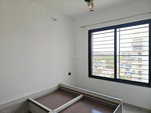 1 BHK Apartment in Kharadi for rent Pune. The reference number is 20376261