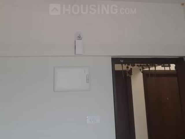 1 BHK Apartment in Kharadi for rent Pune. The reference number is 21174458