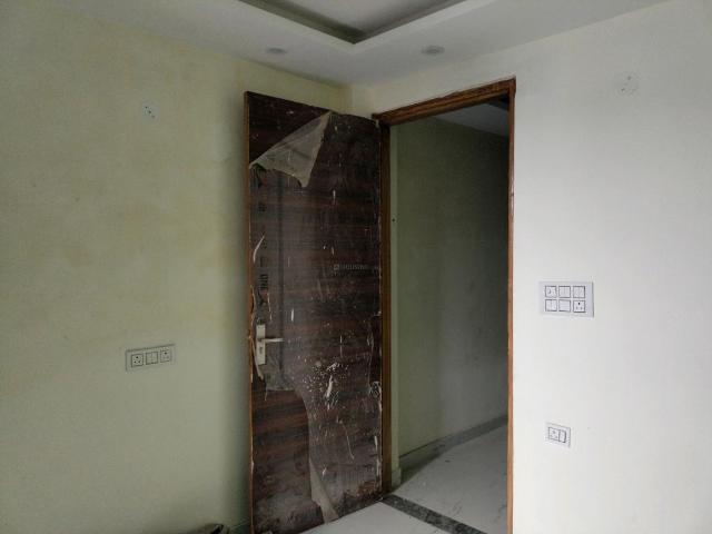 1 BHK Apartment in Kulesara for resale Greater Noida. The reference number is 20667721