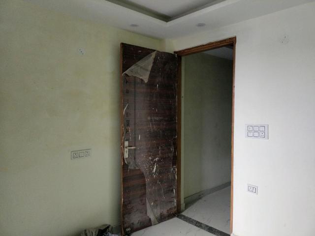 1 BHK Apartment in Kulesara for resale Greater Noida. The reference number is 20667754