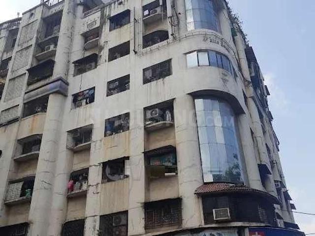 1 BHK Apartment in Kurla West for resale Mumbai. The reference number is 18869553