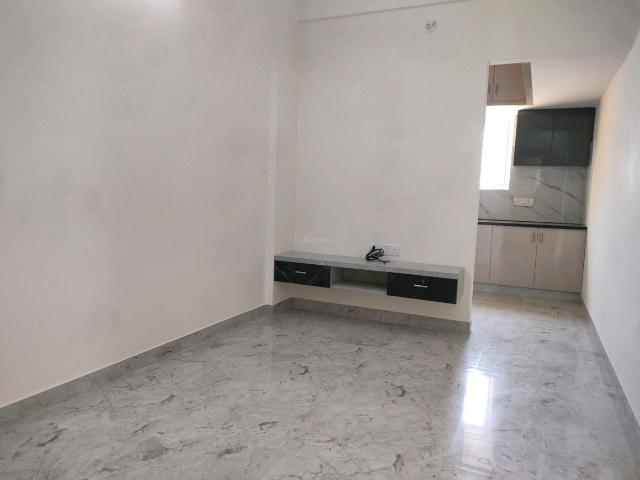 1 BHK Apartment in Hoodi for rent Bengaluru. The reference number is 19392770