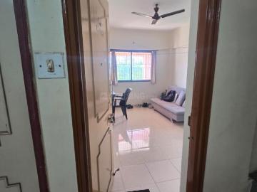 1 BHK Apartment in Hadapsar for rent Pune. The reference number is 20057945