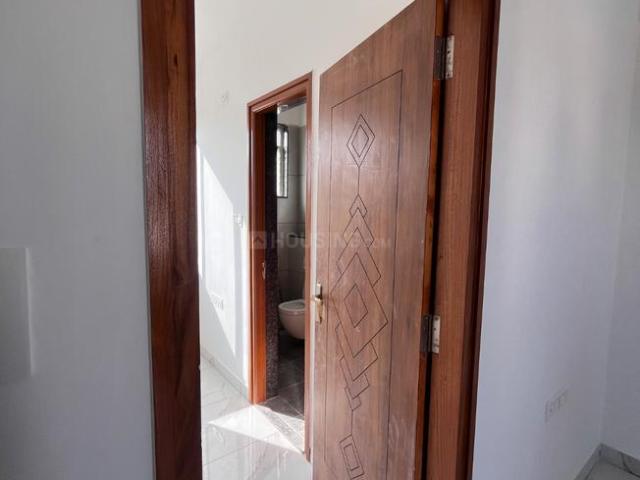 1 BHK Apartment in Halasuru for resale Bengaluru. The reference number is 20945230
