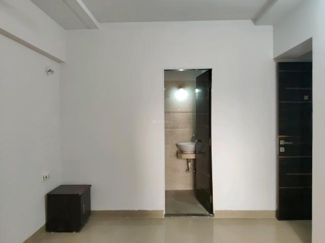1 BHK Apartment in Hiranandani Estate for rent Thane. The reference number is 19801624