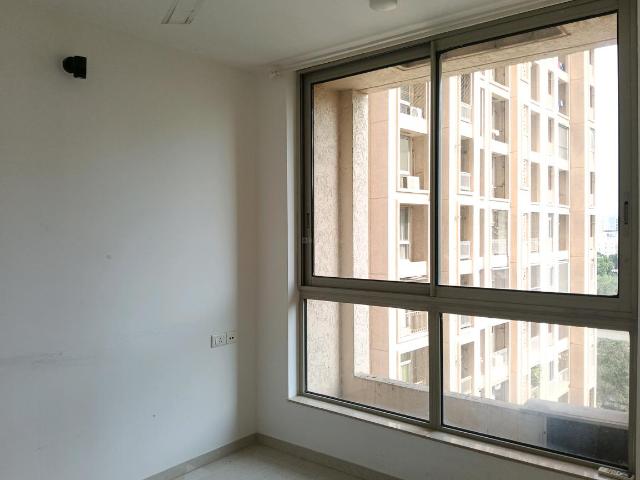 1 BHK Apartment in Hiranandani Estate for rent Thane. The reference number is 20241393