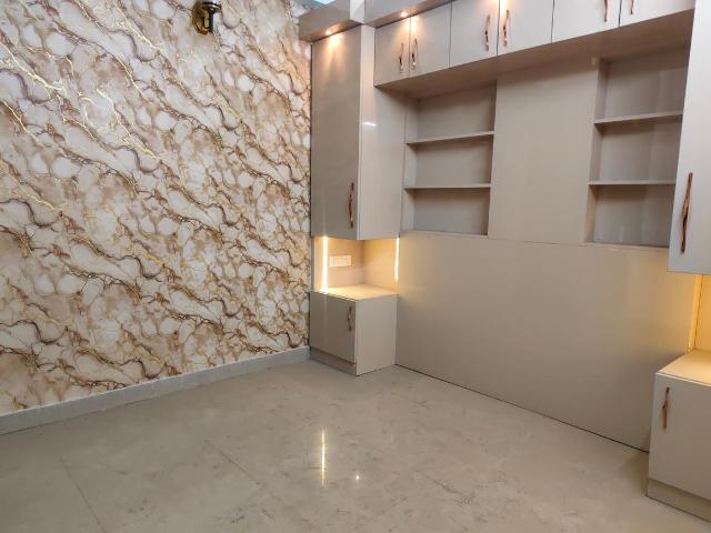 1 BHK Apartment in Indirapuram for rent Ghaziabad. The reference number is 19484988
