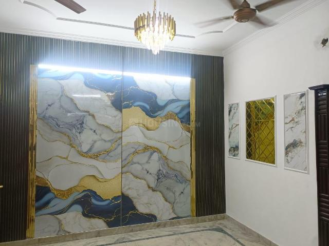 1 BHK Apartment in Indirapuram for rent Ghaziabad. The reference number is 20613806