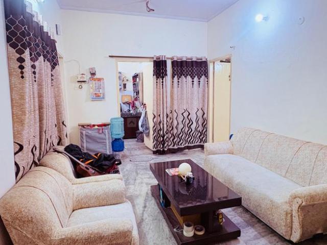 1 BHK Apartment in Indirapuram for rent Ghaziabad. The reference number is 21298488