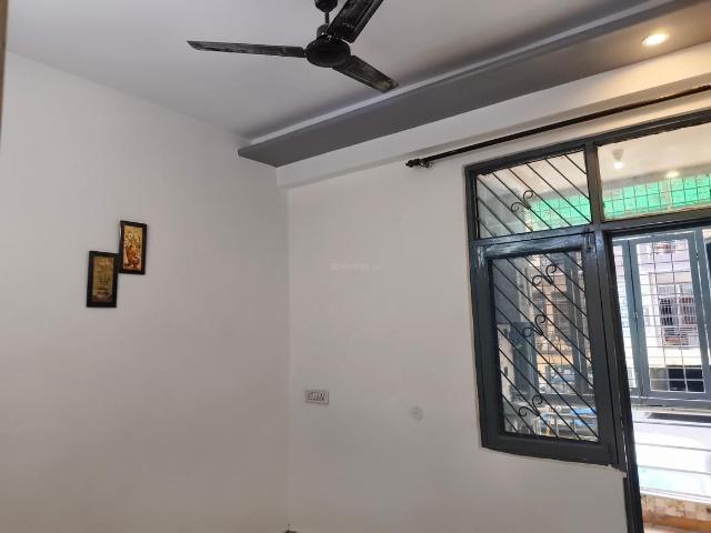 1 BHK Apartment in Indirapuram for resale Ghaziabad. The reference number is 21187131