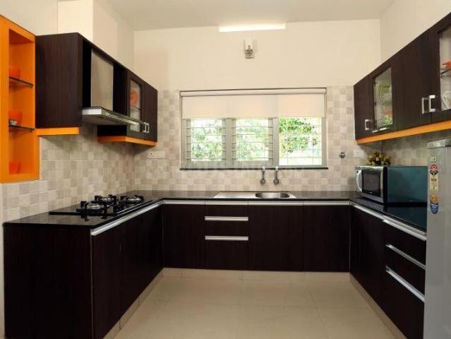 1 BHK Apartment in Jogeshwari West for resale Mumbai. The reference number is 18306867