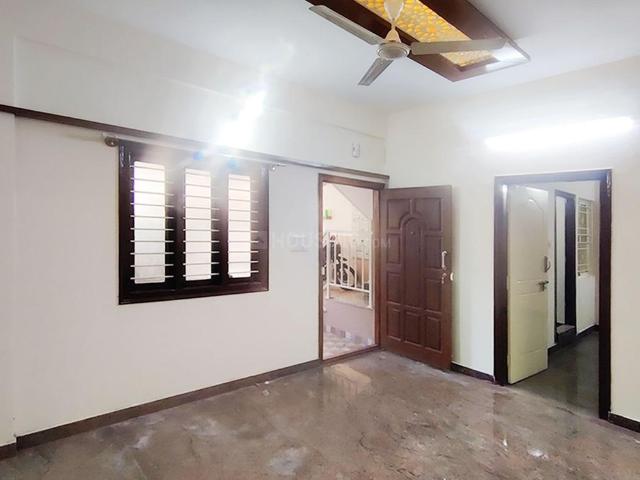 1 BHK Apartment in Jayanagar for rent Bengaluru. The reference number is 21286122