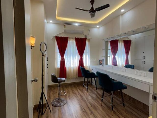 1 BHK Apartment in Jadavpur for resale Kolkata. The reference number is 20754680